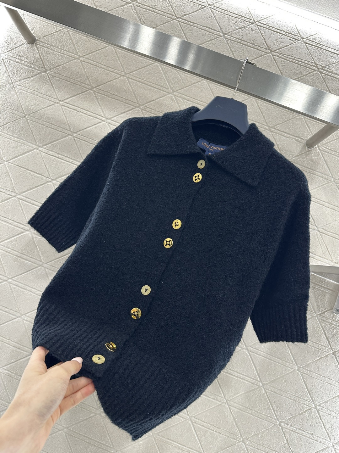 ♥Louis vuitto*♥2026新品上架 翻领针织短袖定制YB羊毛纱线织造，质感高级，舒适柔软，面
