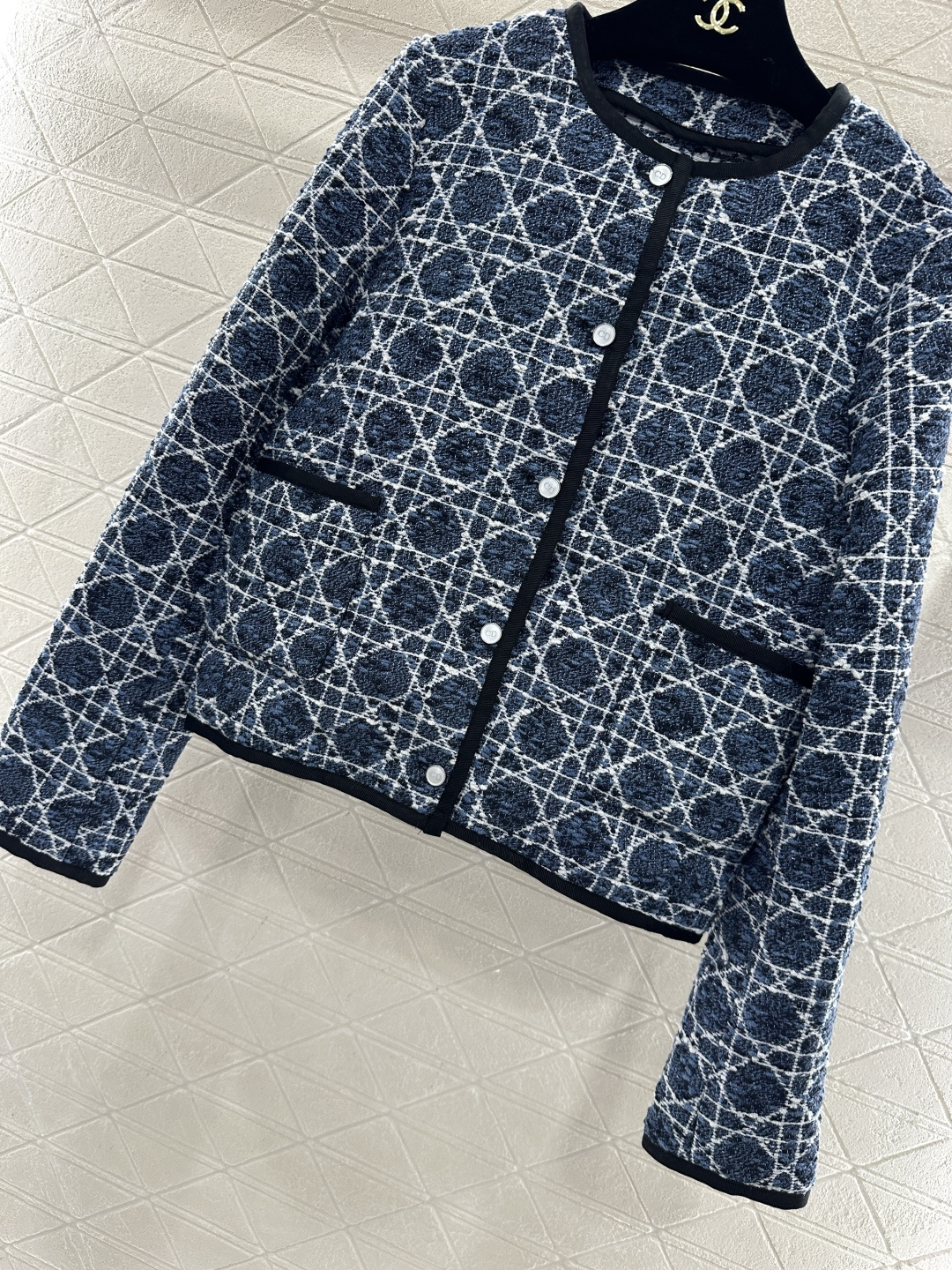 ♥Dio*♥2026新品上架提花腾格纹外套裙裤套装定制YB进口棉毛提花材质，肌理明显，质感上乘，圆领洋装