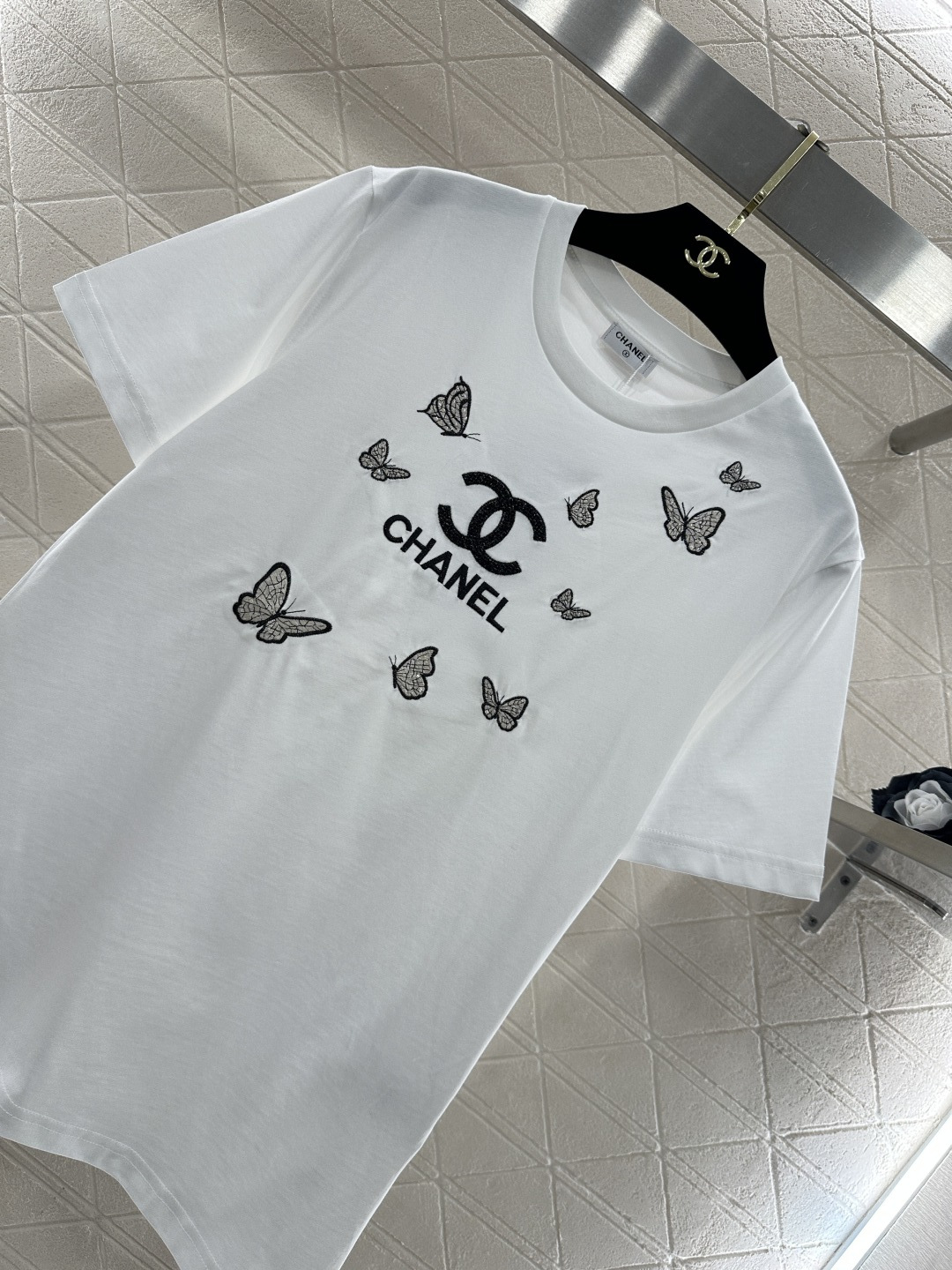 ♥Chane*♥2026新品上架 刺绣字母徽标𝑇𝑒𝑒定制YB丝光全棉材质，透气舒适，质感十足，常规短袖T