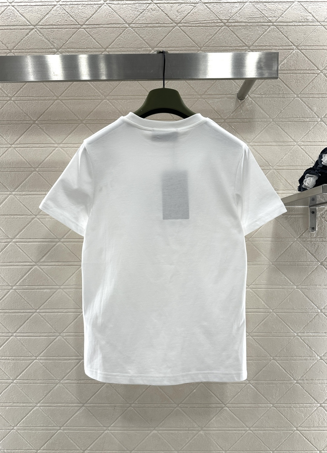 ♥Gucc*♥2026新品上架 印花字母徽标𝑇𝑒𝑒定制YB丝光全棉材质，透气舒适，质感十足，常规短袖T恤