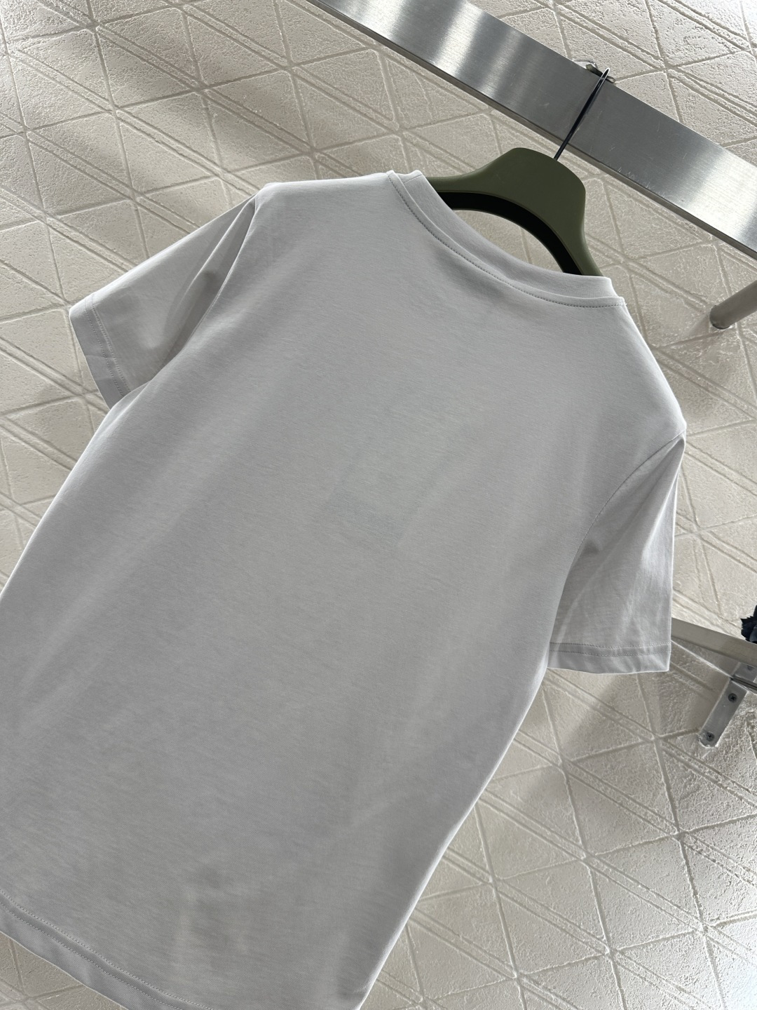 ♥Gucc*♥2026新品上架 印花字母徽标𝑇𝑒𝑒定制YB丝光全棉材质，透气舒适，质感十足，常规短袖T恤