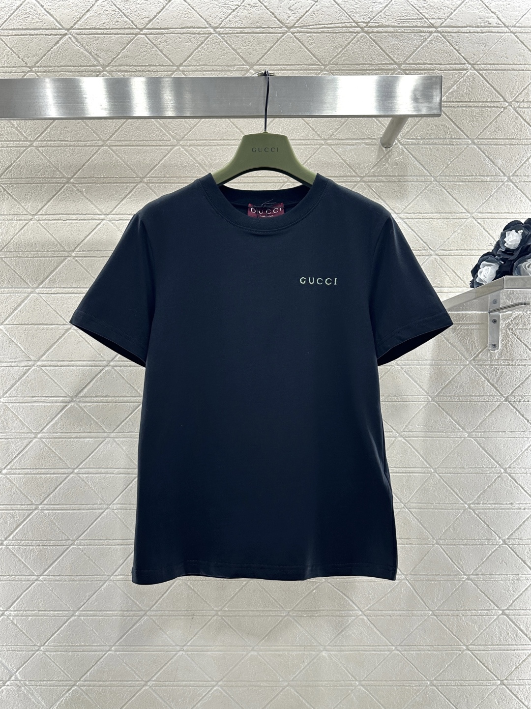 ♥Gucc*♥2026新品上架 印花字母徽标𝑇𝑒𝑒定制YB丝光全棉材质，透气舒适，质感十足，常规短袖T恤