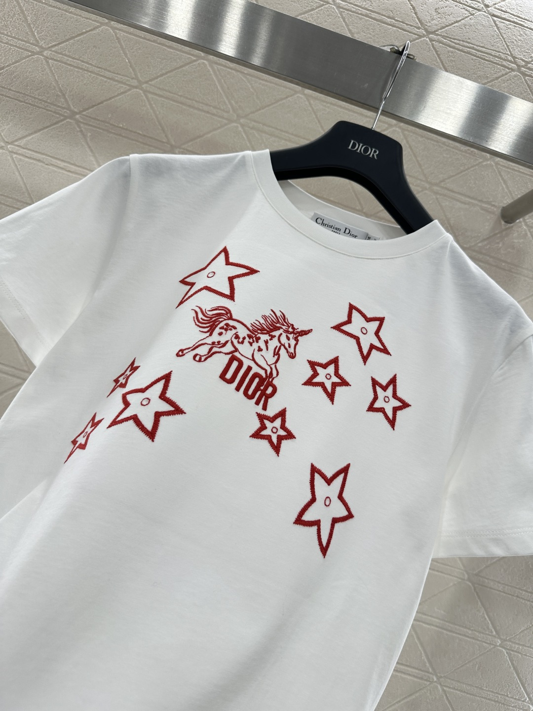 ♥Dio*♥2026新品上架 贺岁刺绣小马徽标𝑇𝑒𝑒新年贺岁限定系列#定制YB丝光全棉材质，透气舒适，质