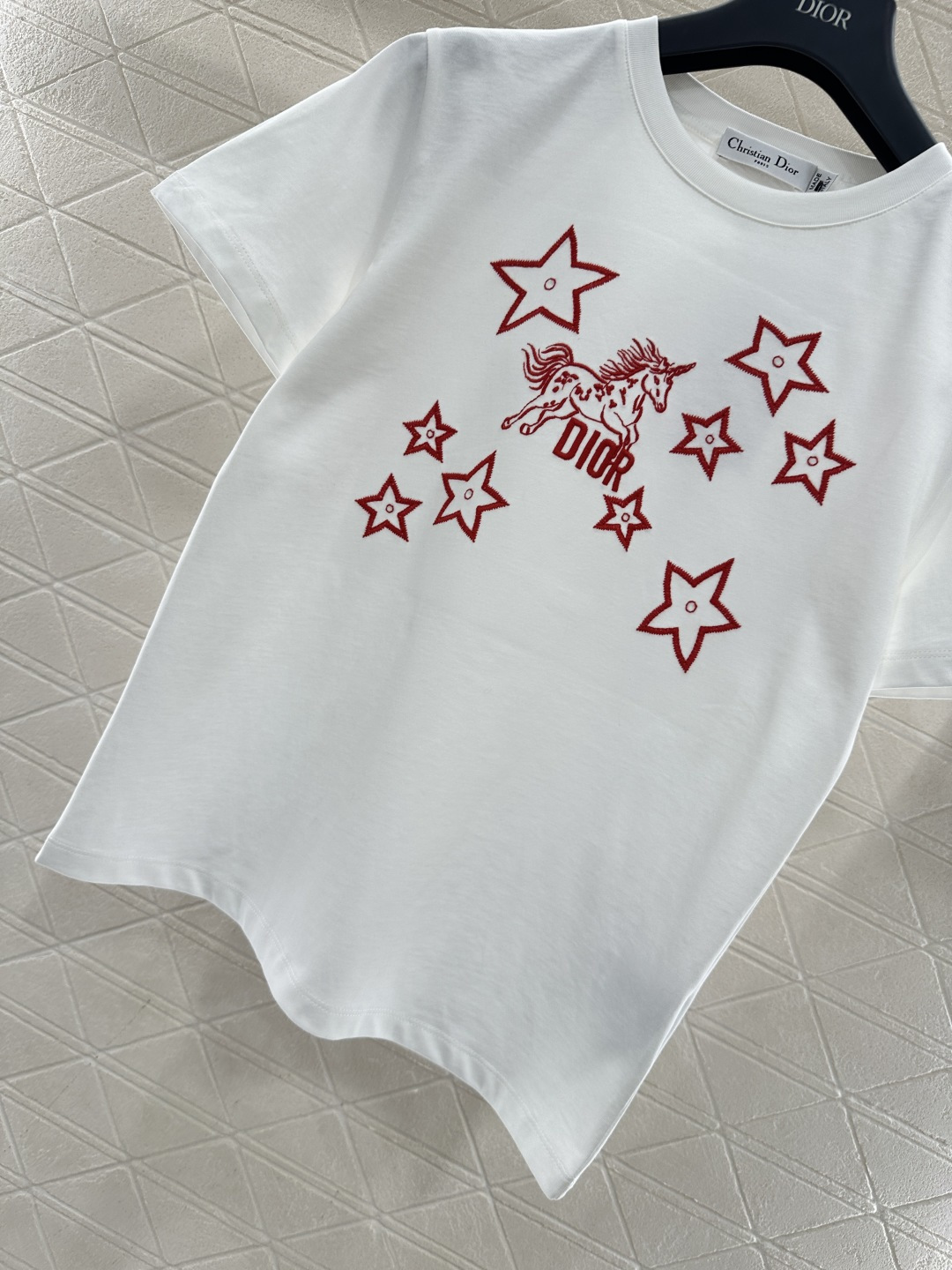 ♥Dio*♥2026新品上架 贺岁刺绣小马徽标𝑇𝑒𝑒新年贺岁限定系列#定制YB丝光全棉材质，透气舒适，质