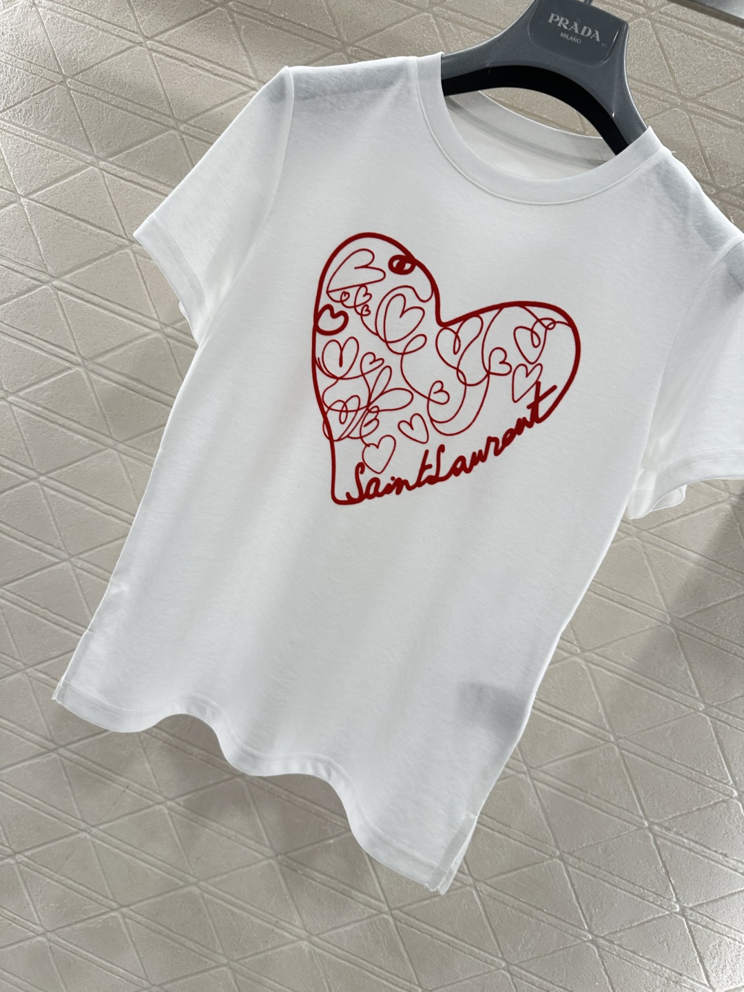 ♥Saint lauren*♥2026新品上架 植绒印花字母徽标𝑇𝑒𝑒定制YB丝光全棉材质，透气舒适，质