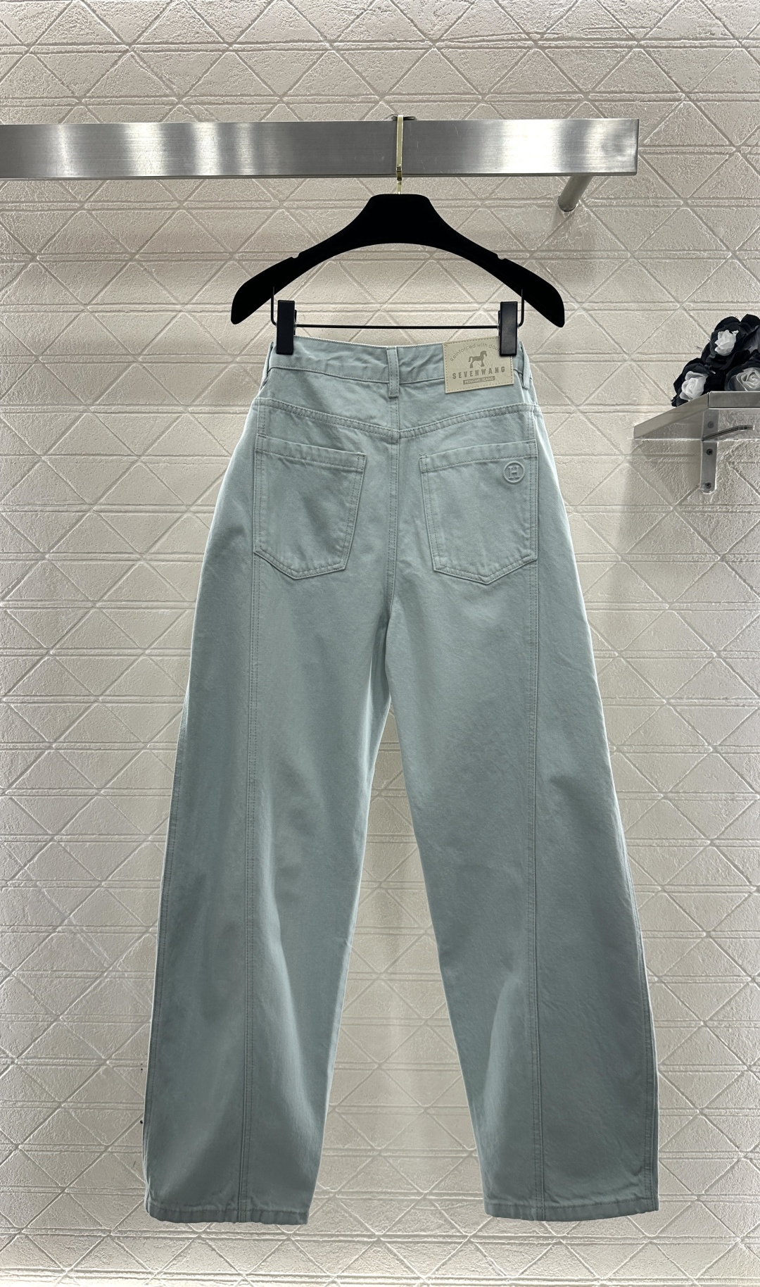 ♥Herme*♥2026新品上架 飞马挂件弯刀长裤定制YB斜纹棉牛仔材质，酵素水洗，质感拉满，高腰纯色净