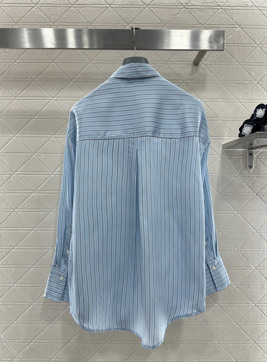 ♥Totem*♥2026新品上架 翻领条纹衬衫半裙套装定制YB进口丝绸材质，质感光泽，飘逸轻盈，翻领条纹