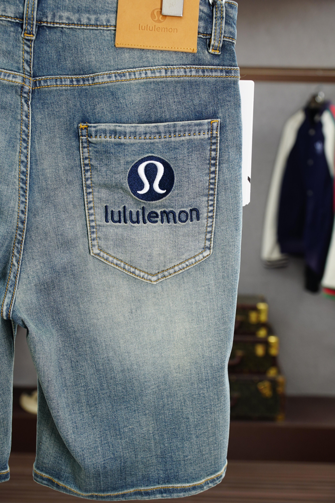 High-End Custom Recital Jeans: Stylish, Comfortable, and Versatile - 图片 7