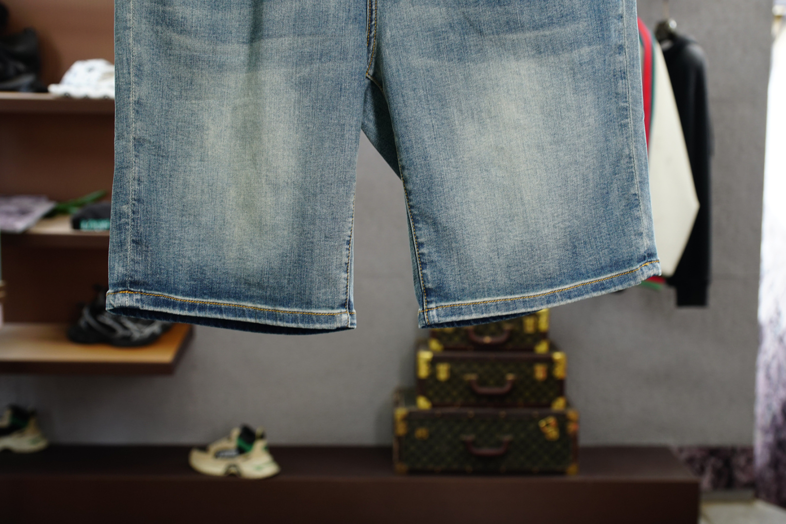 High-End Custom Recital Jeans: Stylish, Comfortable, and Versatile - 图片 5