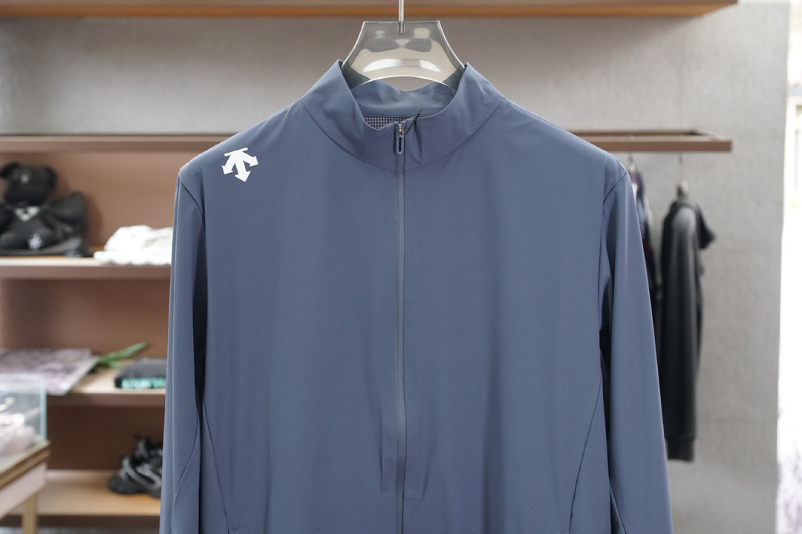 Men’s Sunproof Jackets: Innovative Design for Summer Comfort and Style - 图片 4