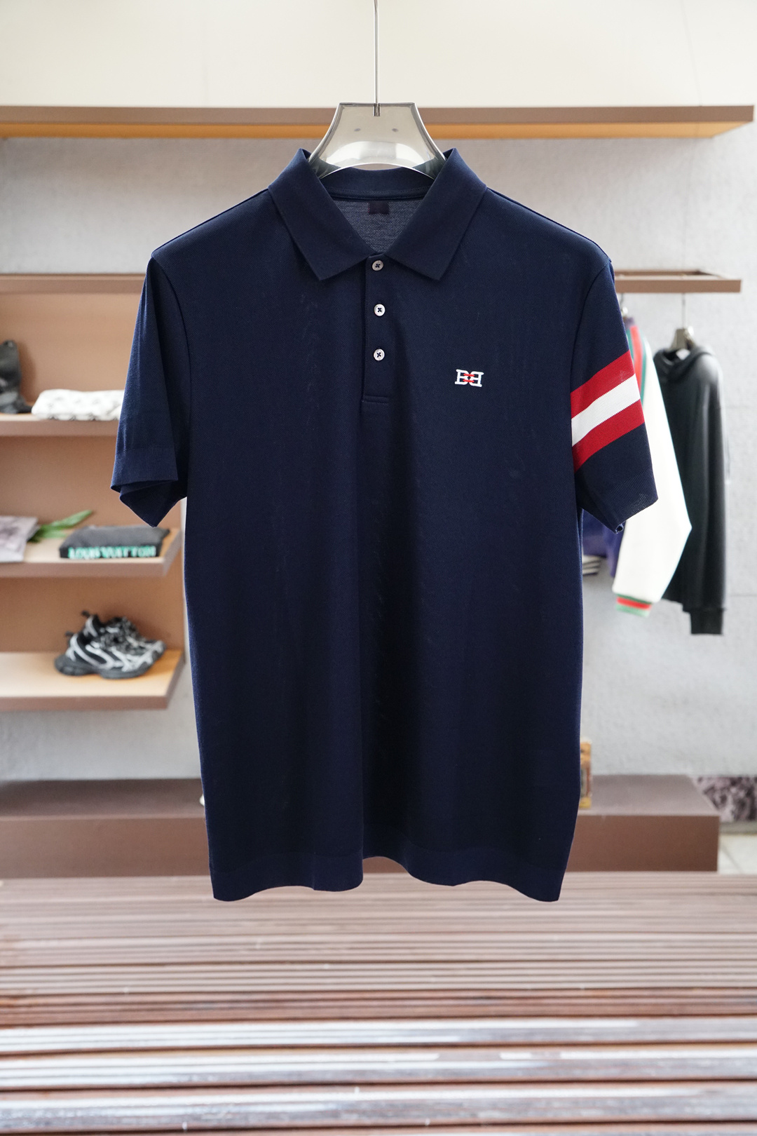 Bally 巴利-25SS春夏款顶级网眼珠地棉布翻领短Tee,胸口口袋logo标识刺绣短袖Polo衫!