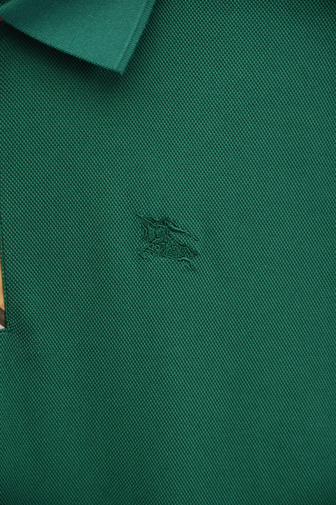 
BBR 巴宝莉
重磅推荐！2025早春。新品 专柜在售 时尚高端男装Polo-胸前Logo个性时尚/进