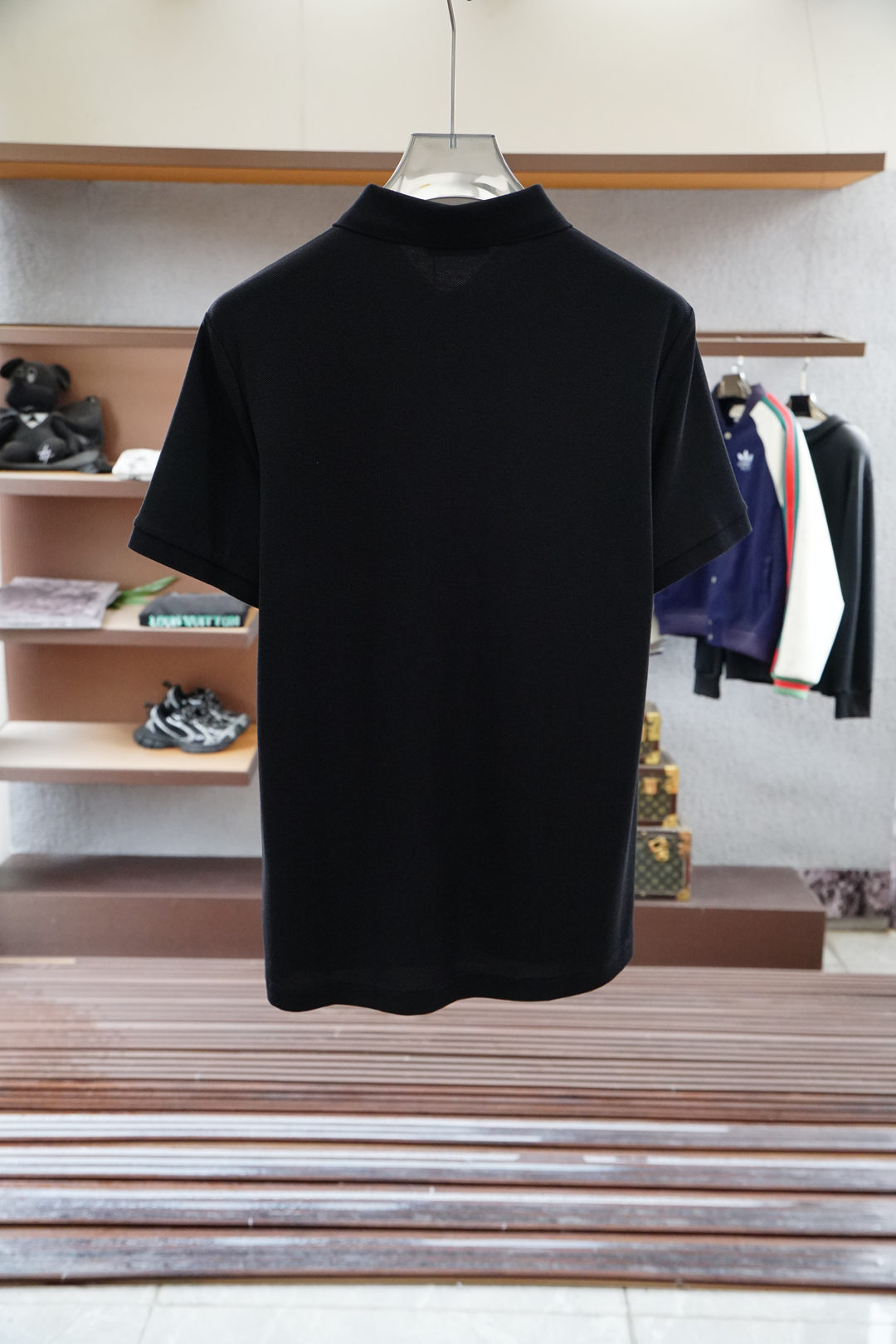 
普拉达 Prada
重磅推荐！2025早春。新品 专柜在售 时尚高端男装Polo-胸前Logo个性时尚