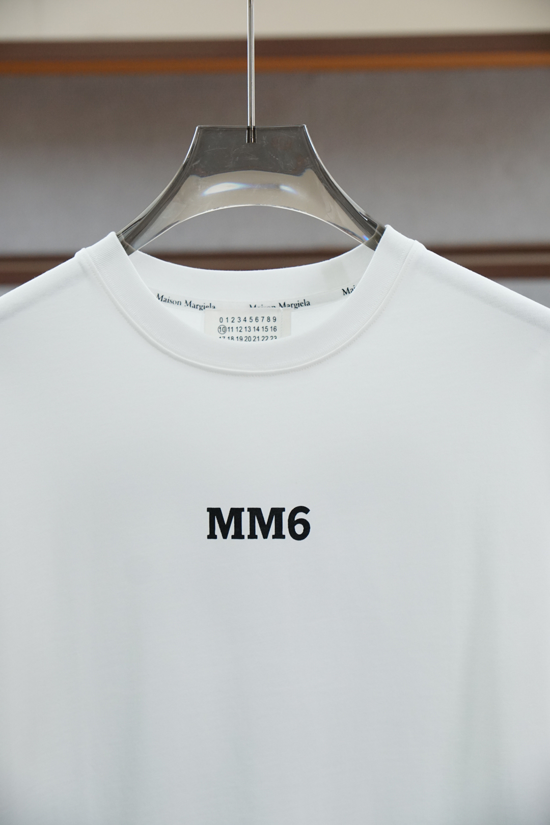 
MMG
2025ss夏季新款 H家男士 圆领T恤短袖
胸前印花家图案 采用进口数码直喷，图案栩栩如生，