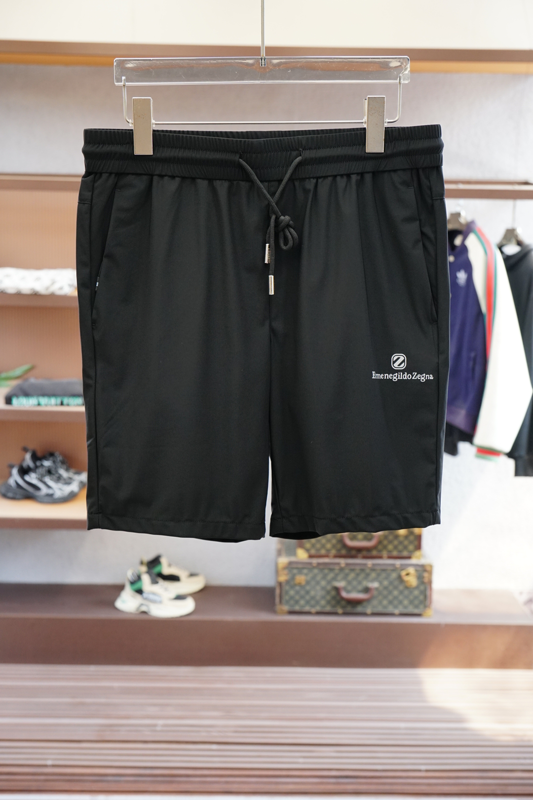 “Genia Sports Shorts: 100% Cotton, Customized Design, Superior Quality Fabric and Hardware”