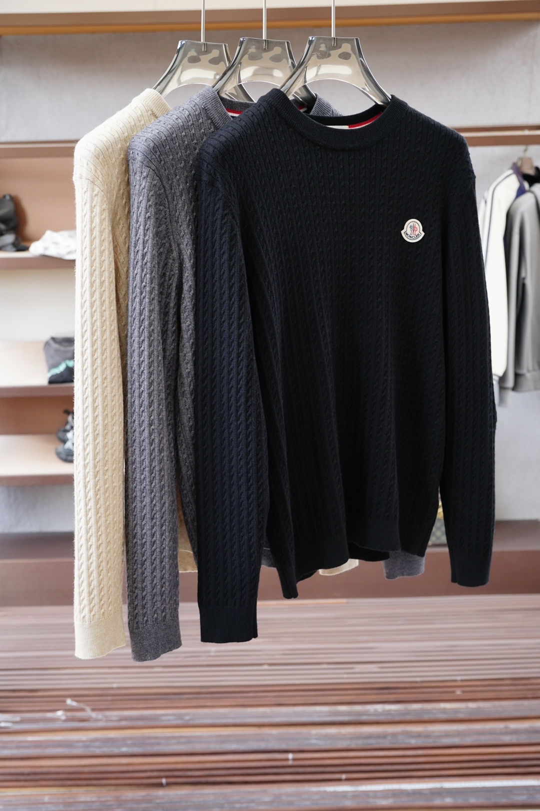 NO:614321,, Mengkou-2025 new autumn and winter sweaters!  High-quality wool is simple but not simple. Casual round-neck style, easy to match on the street for daily use. Fine workmanship, fine and even stitching, not easy to get off line. Color black khaki gray code size M-2XL, Moncler, sweaters, alexander wang19860909, 蒙口- 2025秋冬新款毛衣！优质羊毛简约而不简单.休闲圆领款式,日常搭配出街轻松搭配.做工精细 针脚细密均匀,不易脱线. 颜色黑色 卡其 灰色 码数M-2XL,,Moncler,sweaters,alexander wang,Men's clothing