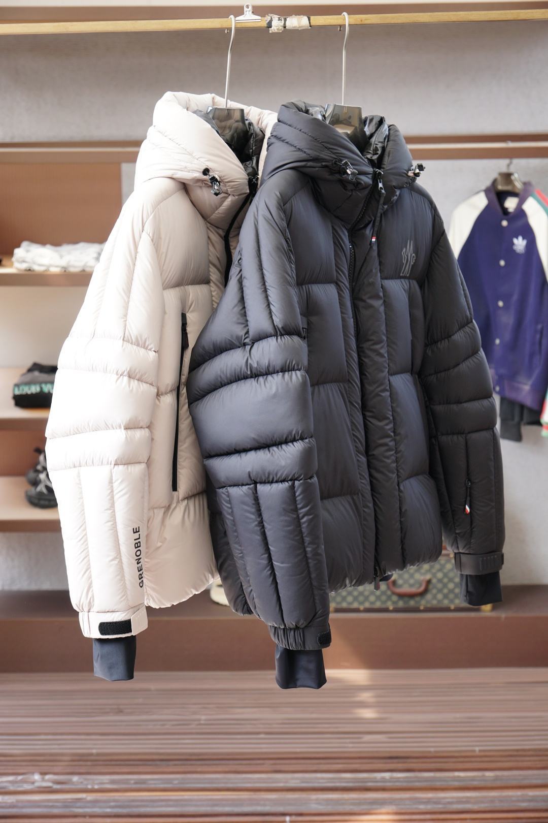 特级羽绒⬆️Moncler Grenoble Cherferie(原克重白鸭绒版本).舒适保暖防水防雪连