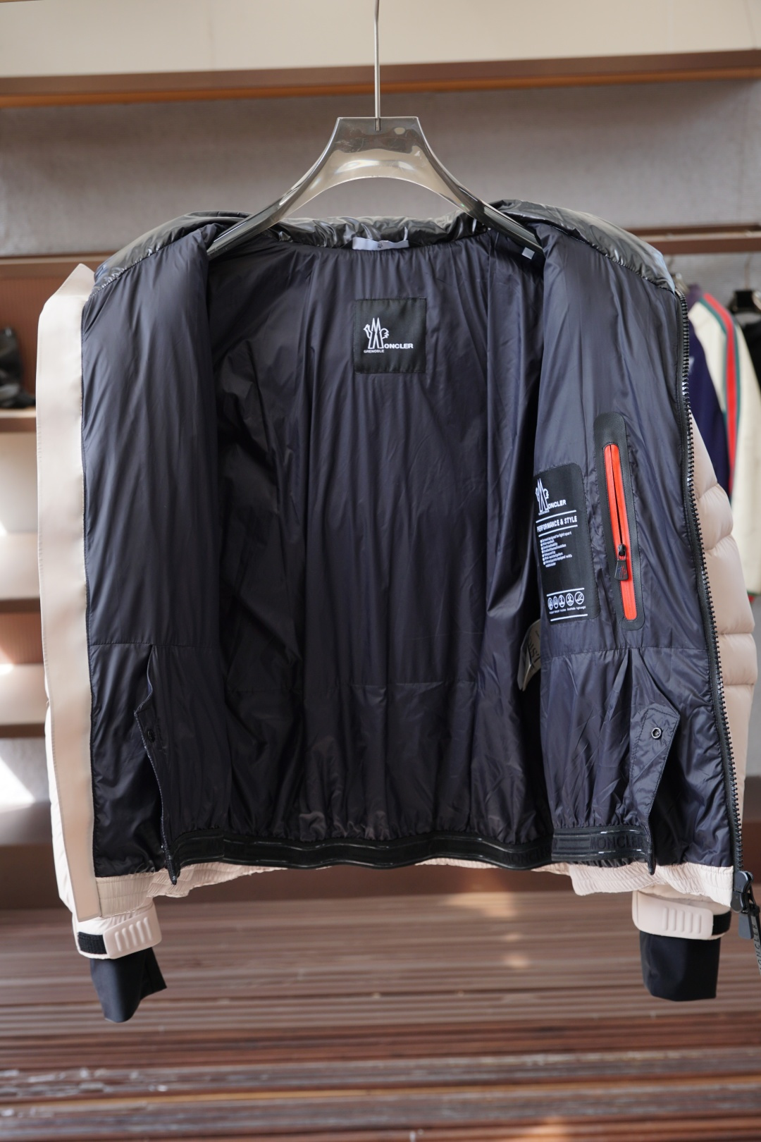 特级羽绒⬆️Moncler Grenoble Cherferie(原克重白鸭绒版本).舒适保暖防水防雪连