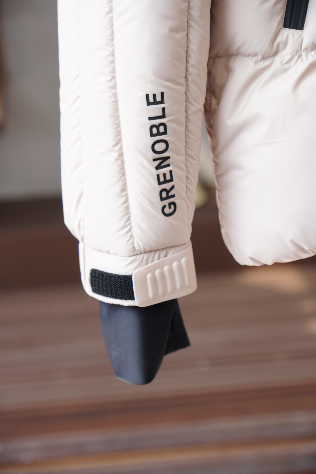 特级羽绒⬆️Moncler Grenoble Cherferie(原克重白鸭绒版本).舒适保暖防水防雪连