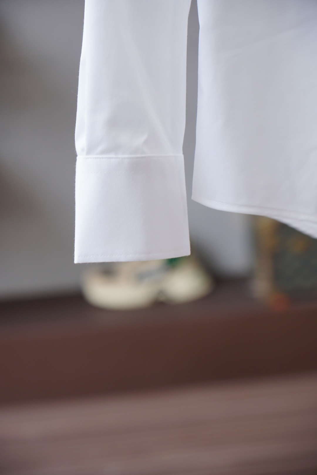 Hermes爱马仕-四季新款白色棉府绸基础百搭翻领衬衣，男士时尚经典马头金丝刺绣商务休闲长袖衬衫！贸易公