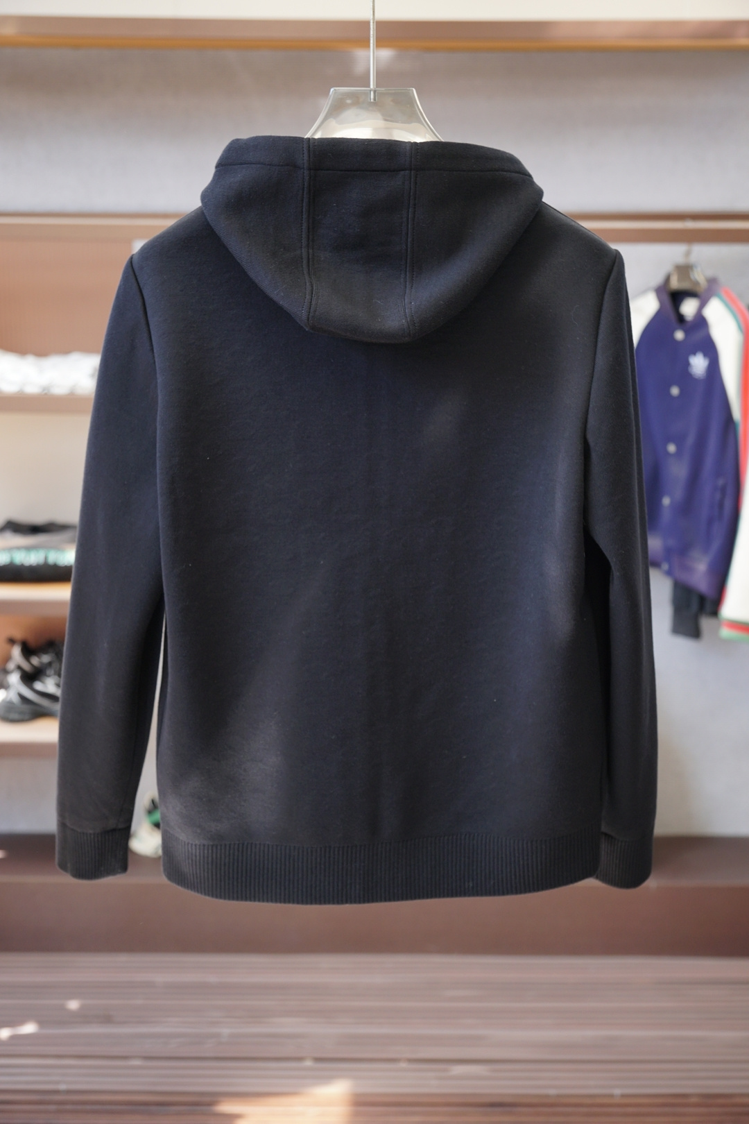 菲拉格慕/25秋冬外套，男士工装双口袋棉加羊毛外套。上海恒隆柜台订单，官网同步发售。🍕🍕加厚羊毛连帽实穿