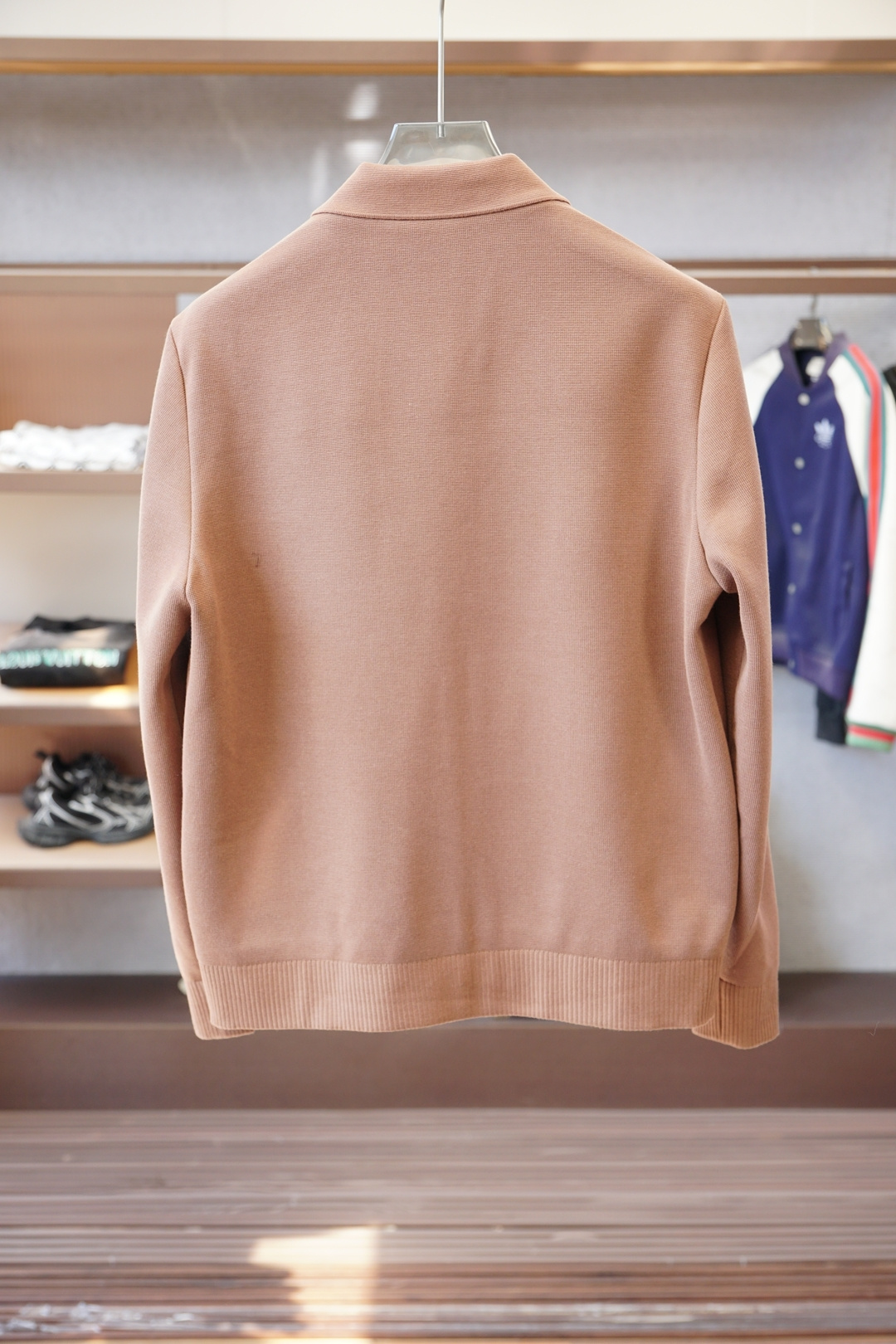 Dior迪奥-25秋冬外套，男士工装双口袋棉加羊毛外套。上海恒隆柜台订单，官网同步发售。🍕🍕简洁的金属按