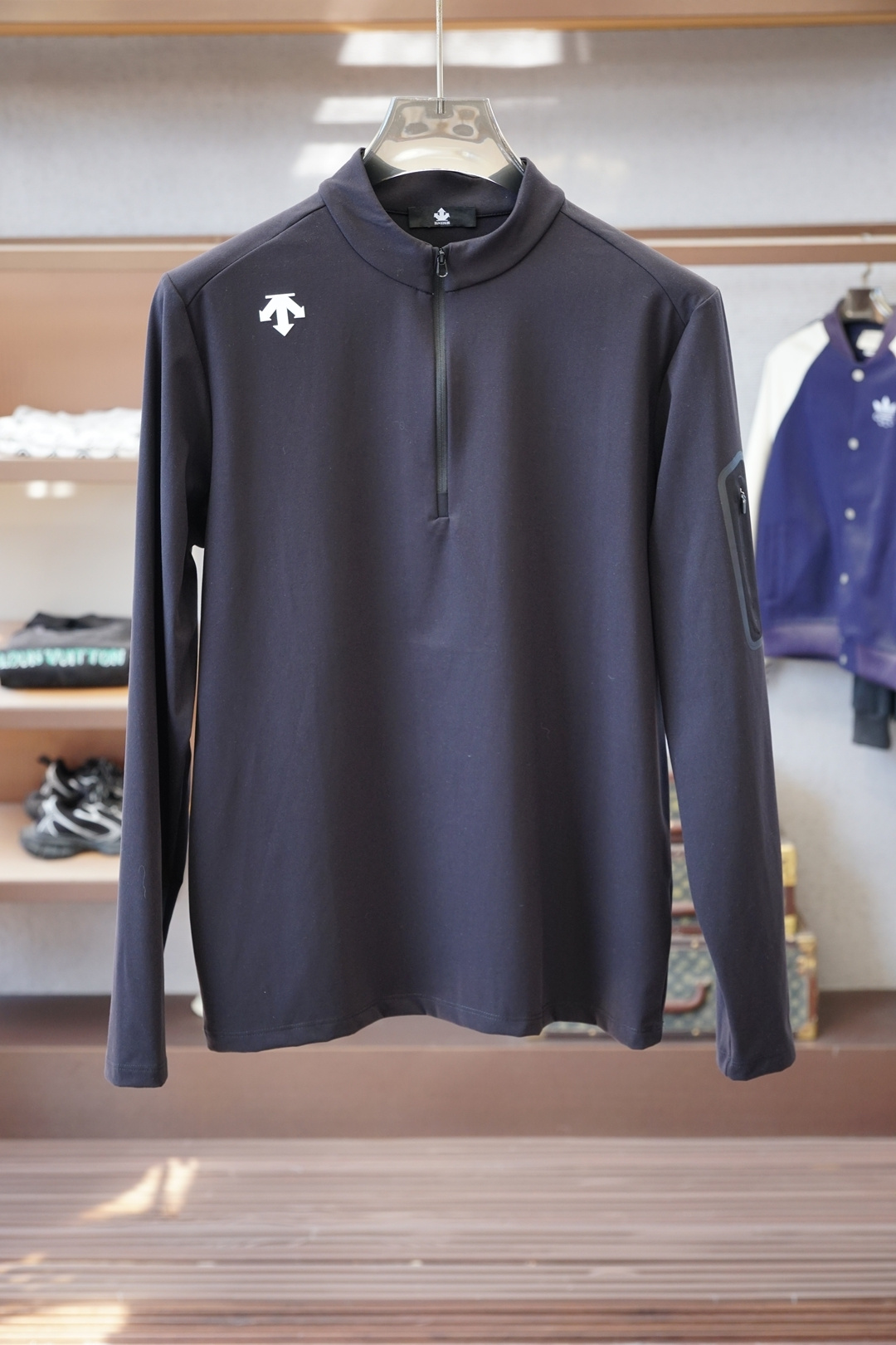 迪桑特-🍬秋冬户外男士RHO LT系列运动健身休闲弹力超柔轻量针织长袖衫，薄绒内里套头圆领无缝压胶拉链口