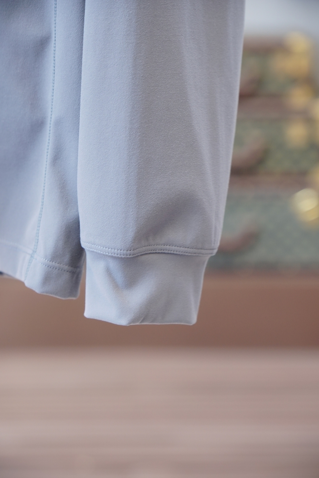 始祖鸟-秋冬户外男士RHO LT系列运动健身休闲弹力超柔轻量针织长袖衫，薄绒内里套头圆领无缝压胶拉链口袋