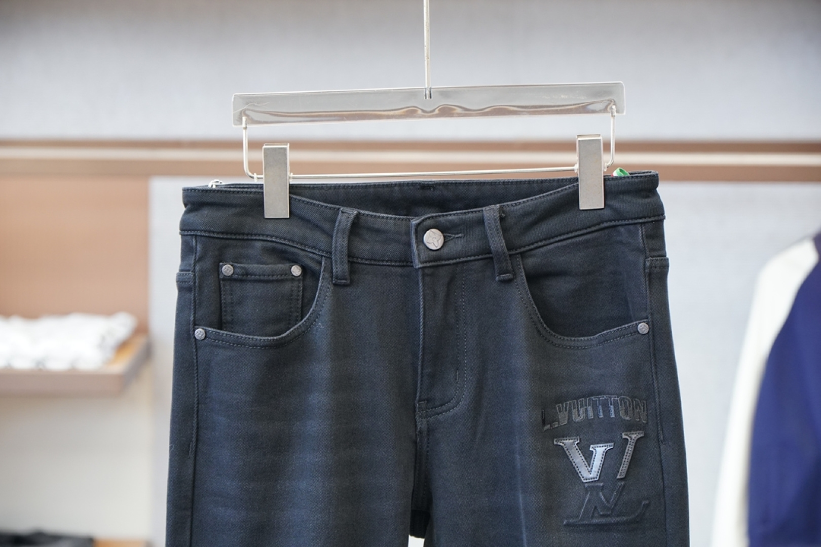 LV路易威登-新款来，2025冬款加厚加绒休闲裤牛仔裤，高端定制系列🍟🍟进口高密度纯棉加沙洗工艺舒适柔软