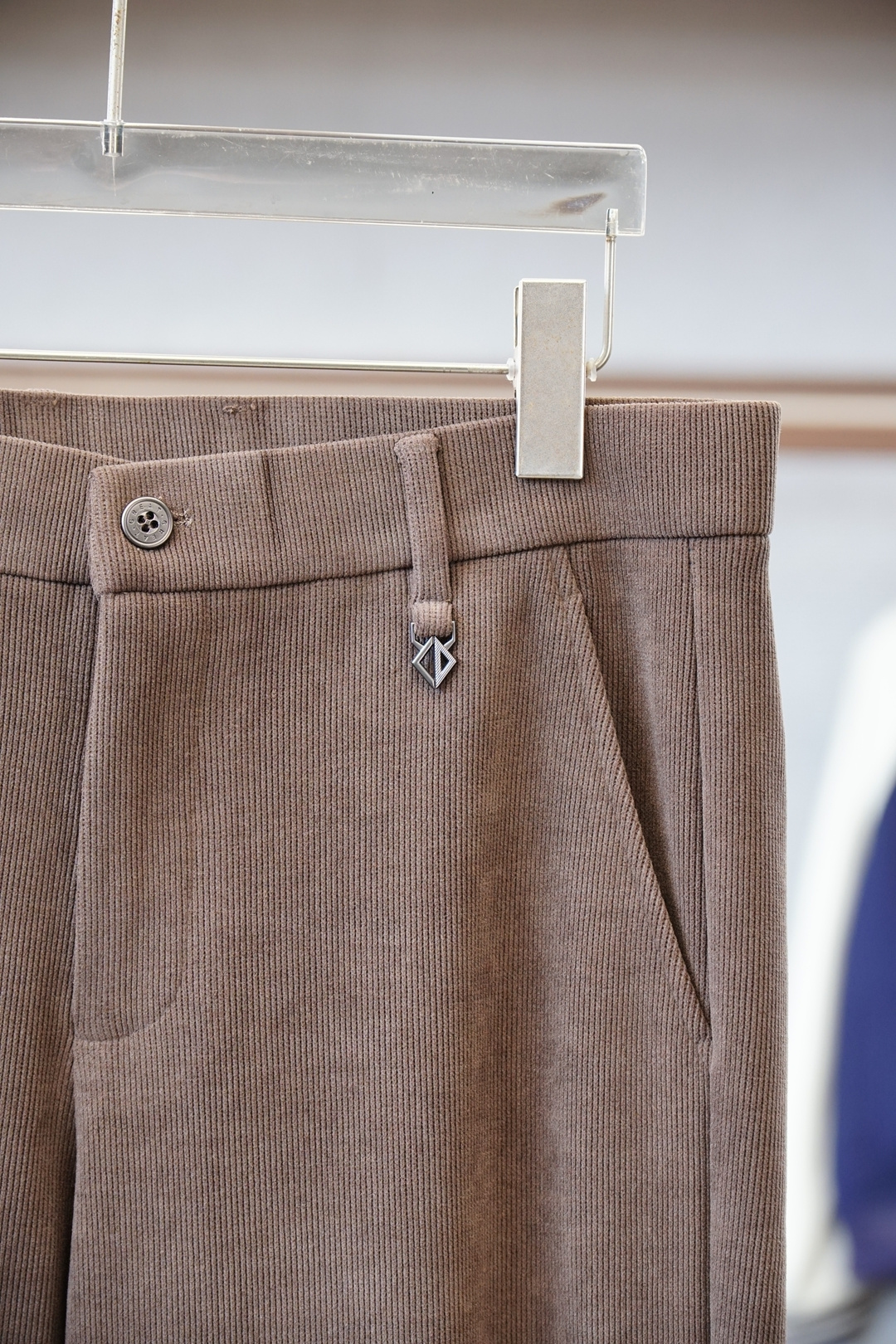 Dior迪奥/2025秋冬新款来袭，新款休闲西裤，高端定制系列。🍟🍟进口高密度加厚灯芯绒加绒保暖性更强工