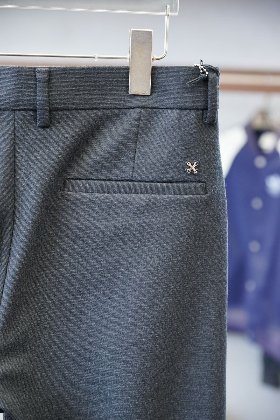 普拉达- Prada-2025秋冬新款来袭，新款休闲西裤，高端定制系列。🍟🍟进口高密度加厚羊毛保暖性更强