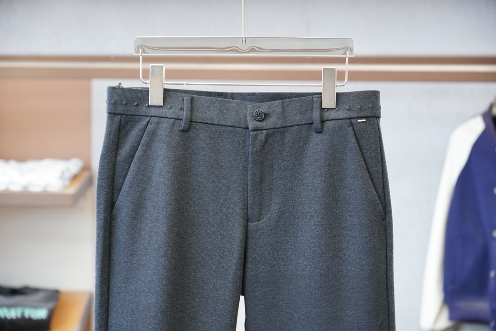 普拉达- Prada-2025秋冬新款来袭，新款休闲西裤，高端定制系列。🍟🍟进口高密度加厚羊毛保暖性更强