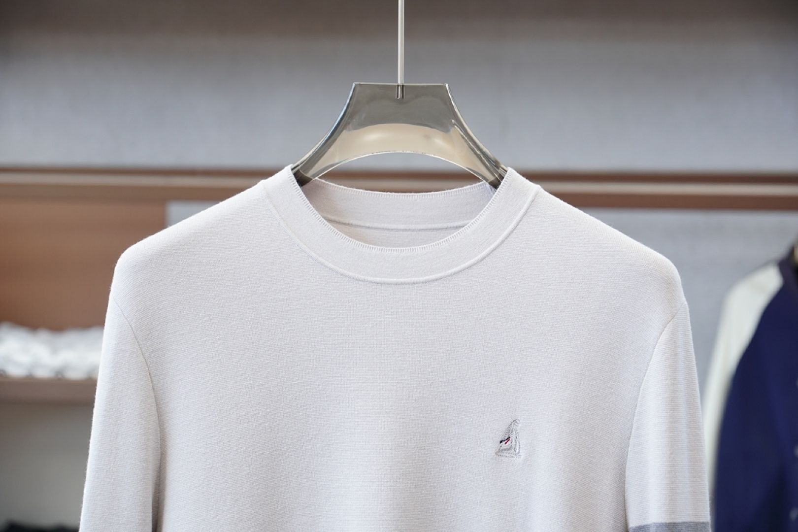 TB汤姆布朗/2025秋冬新款圆领毛衣！优质羊毛，简约而不简单。休闲圆领款式，日常搭配出街轻松搭配。做工