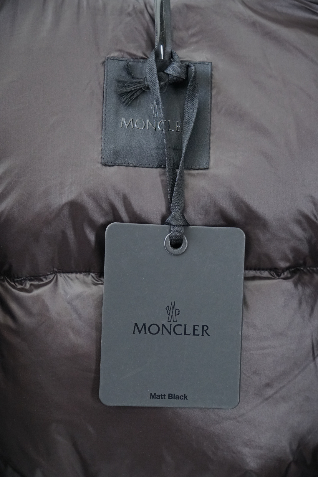 蒙口-Moncler、Moncler盟可睐25新款长款加厚加厚男女加厚同款羽绒服这款连帽保暖单品搭配双按