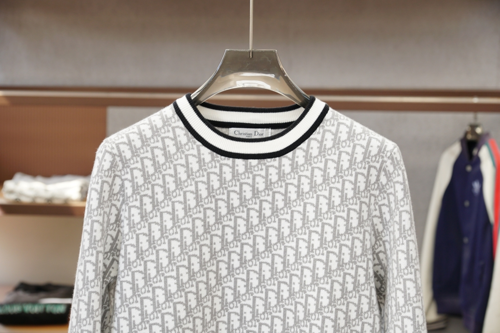 Dior迪奥-2025新款羊毛混纺套头圆领毛衣🎺🎺精超细提取面料制成，✨不扎不起球，1.1高级定制，完全