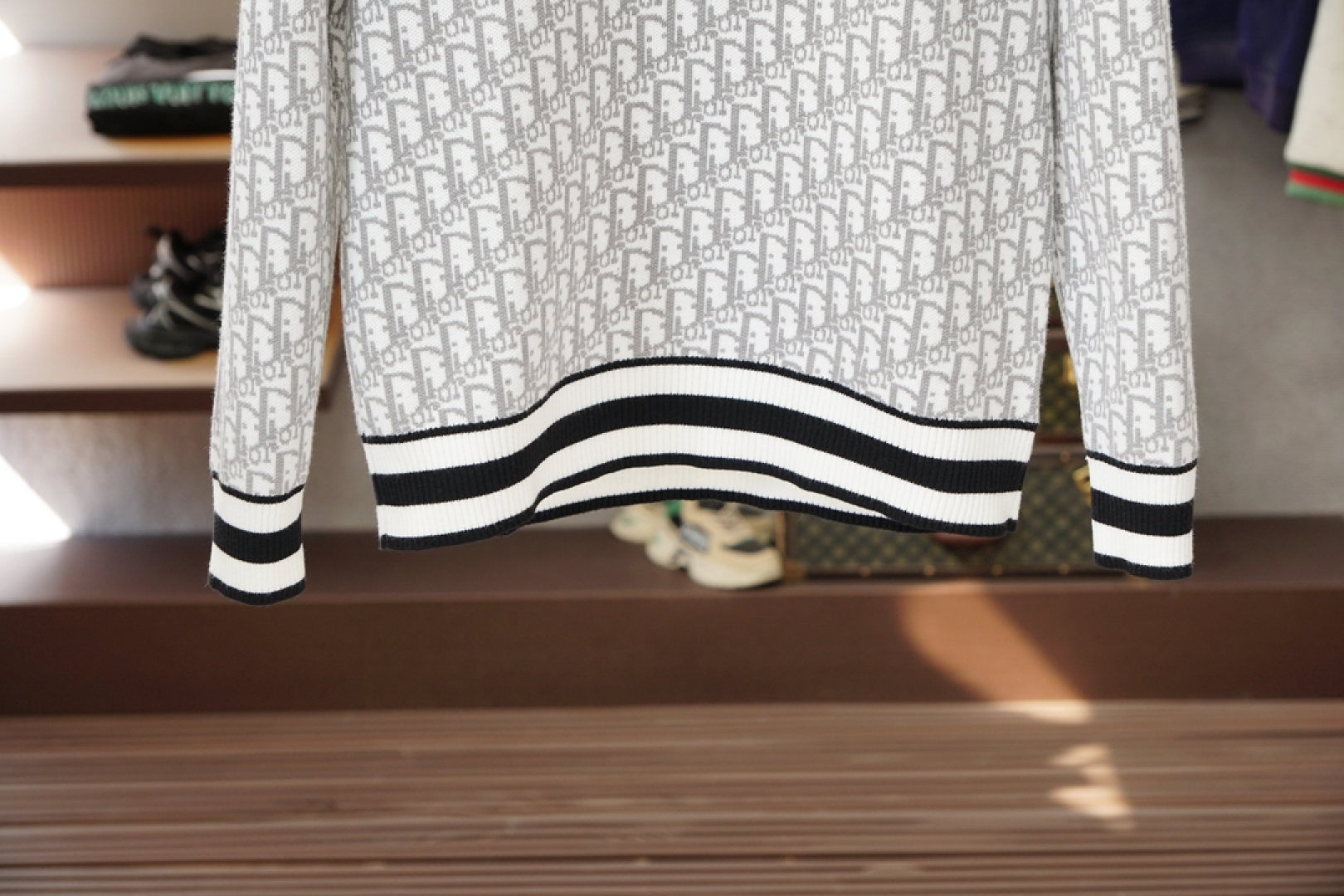 Dior迪奥-2025新款羊毛混纺套头圆领毛衣🎺🎺精超细提取面料制成，✨不扎不起球，1.1高级定制，完全