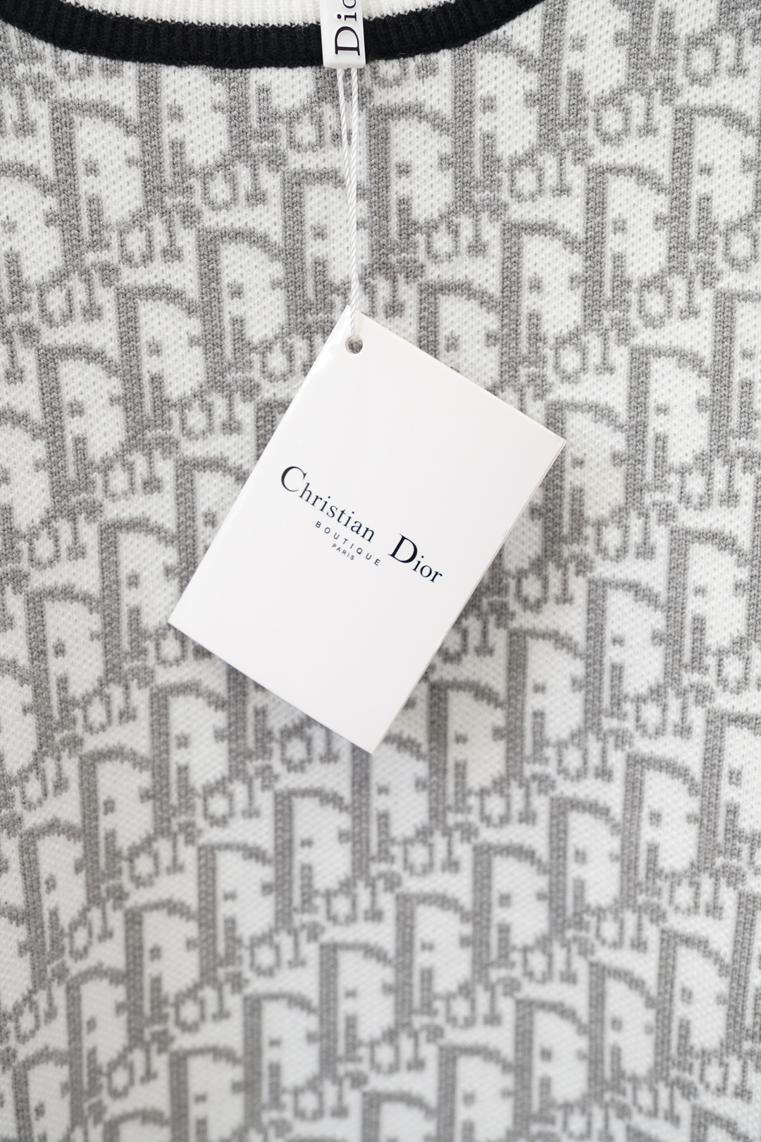 Dior迪奥-2025新款羊毛混纺套头圆领毛衣🎺🎺精超细提取面料制成，✨不扎不起球，1.1高级定制，完全