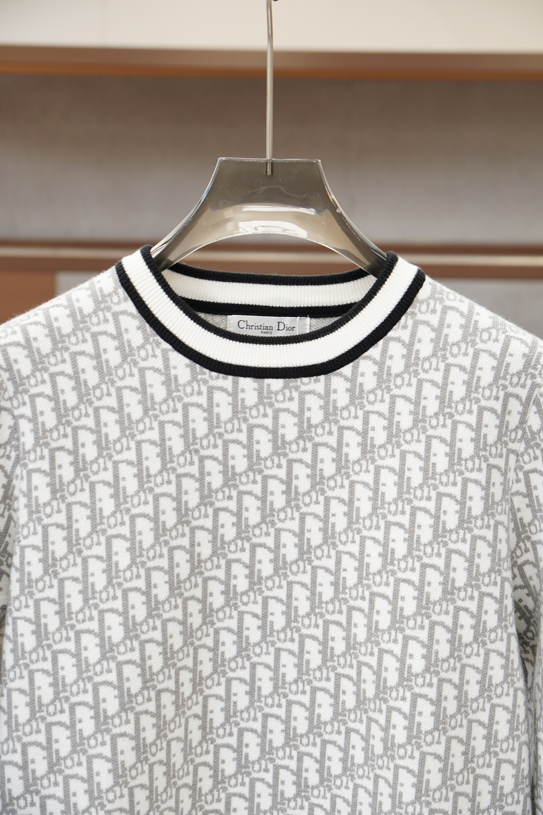 Dior迪奥-2025新款羊毛混纺套头圆领毛衣🎺🎺精超细提取面料制成，✨不扎不起球，1.1高级定制，完全