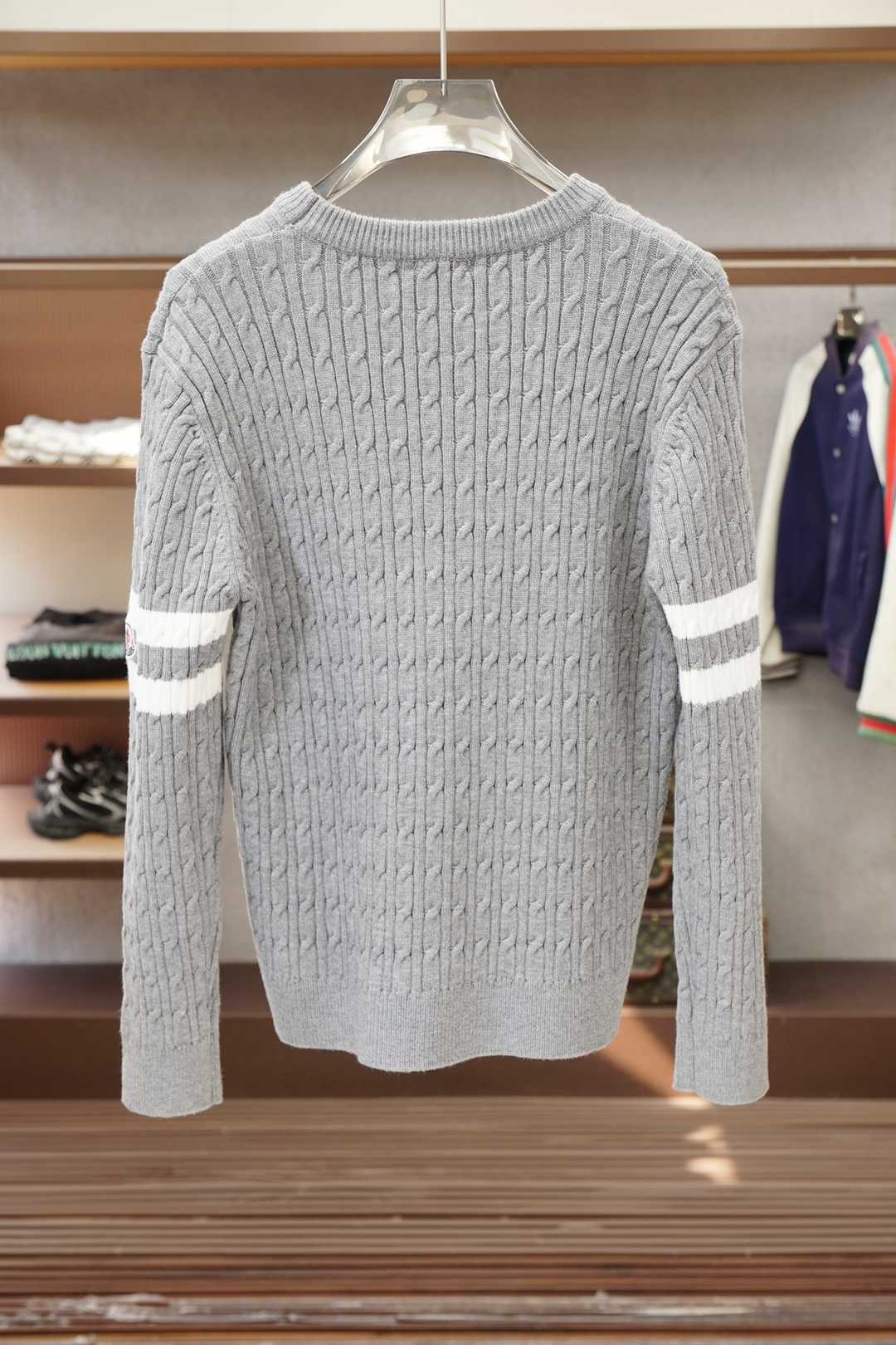 TB-2025新款羊毛混纺套头圆领毛衣🎺🎺精超细提取面料制成，✨不扎不起球，1.1高级定制，完全还原原版