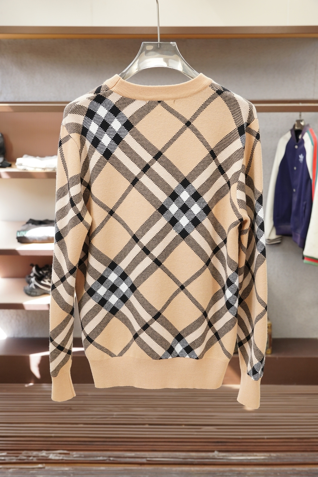 BBR巴宝莉2025新款羊毛混纺套头圆领毛衣🎺🎺精超细提取面料制成，✨不扎不起球，1.1高级定制，完全还