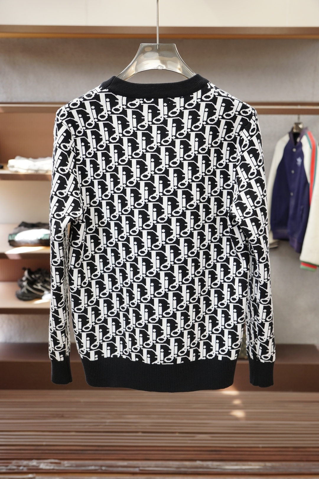 Dior迪奥-2025新款羊毛混纺套头圆领毛衣🎺🎺精超细提取面料制成，✨不扎不起球，1.1高级定制，完全