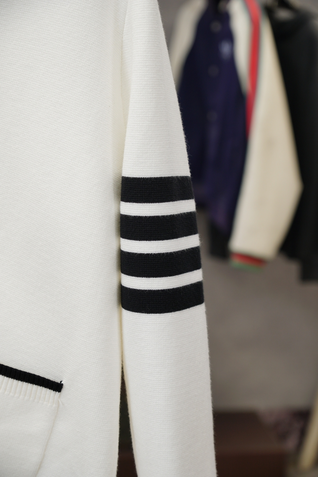 TB-2025新款羊毛混纺开衫拉链毛衣精超细提取面料制成，不扎不起球，1.1高级定制，完全还原原版，3D