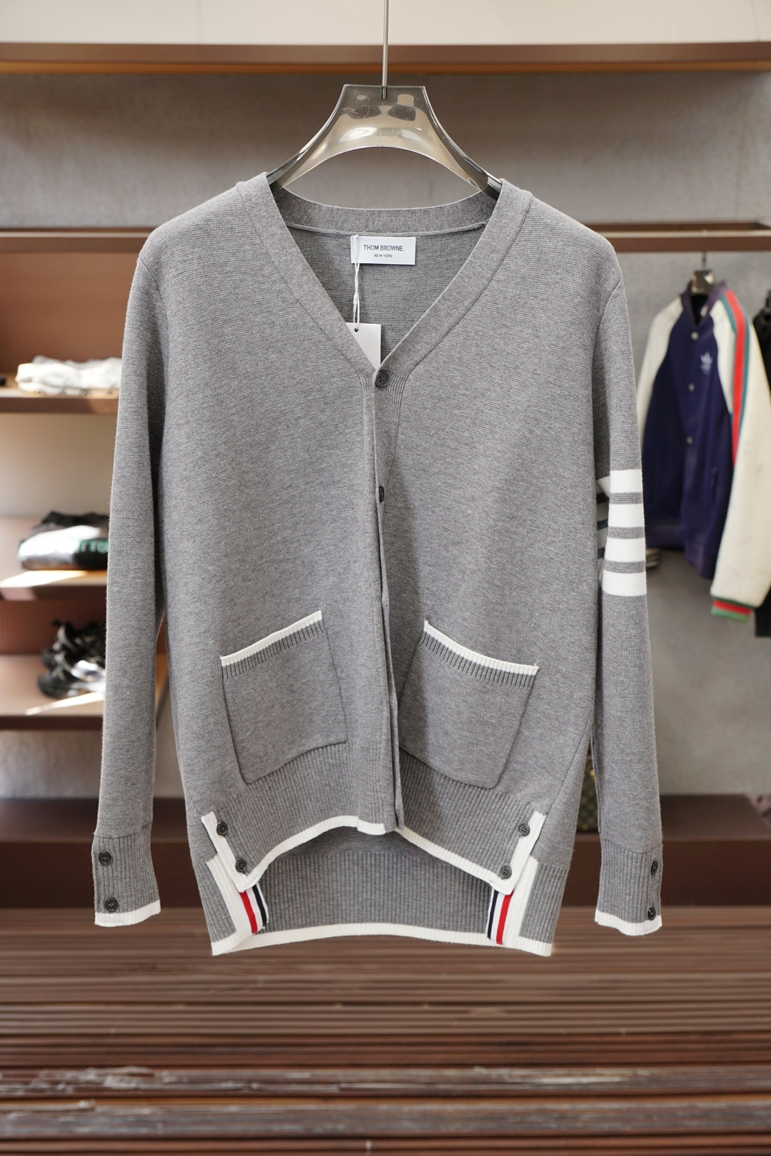 TB-2025新款羊毛混纺开衫拉链毛衣精超细提取面料制成，不扎不起球，1.1高级定制，完全还原原版，3D