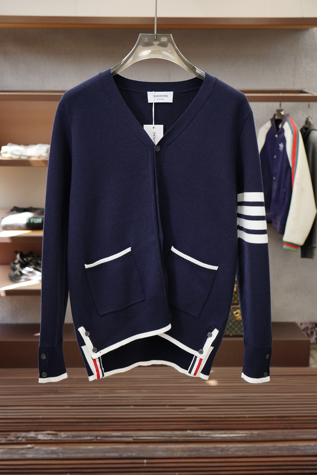 TB-2025新款羊毛混纺开衫拉链毛衣精超细提取面料制成，不扎不起球，1.1高级定制，完全还原原版，3D