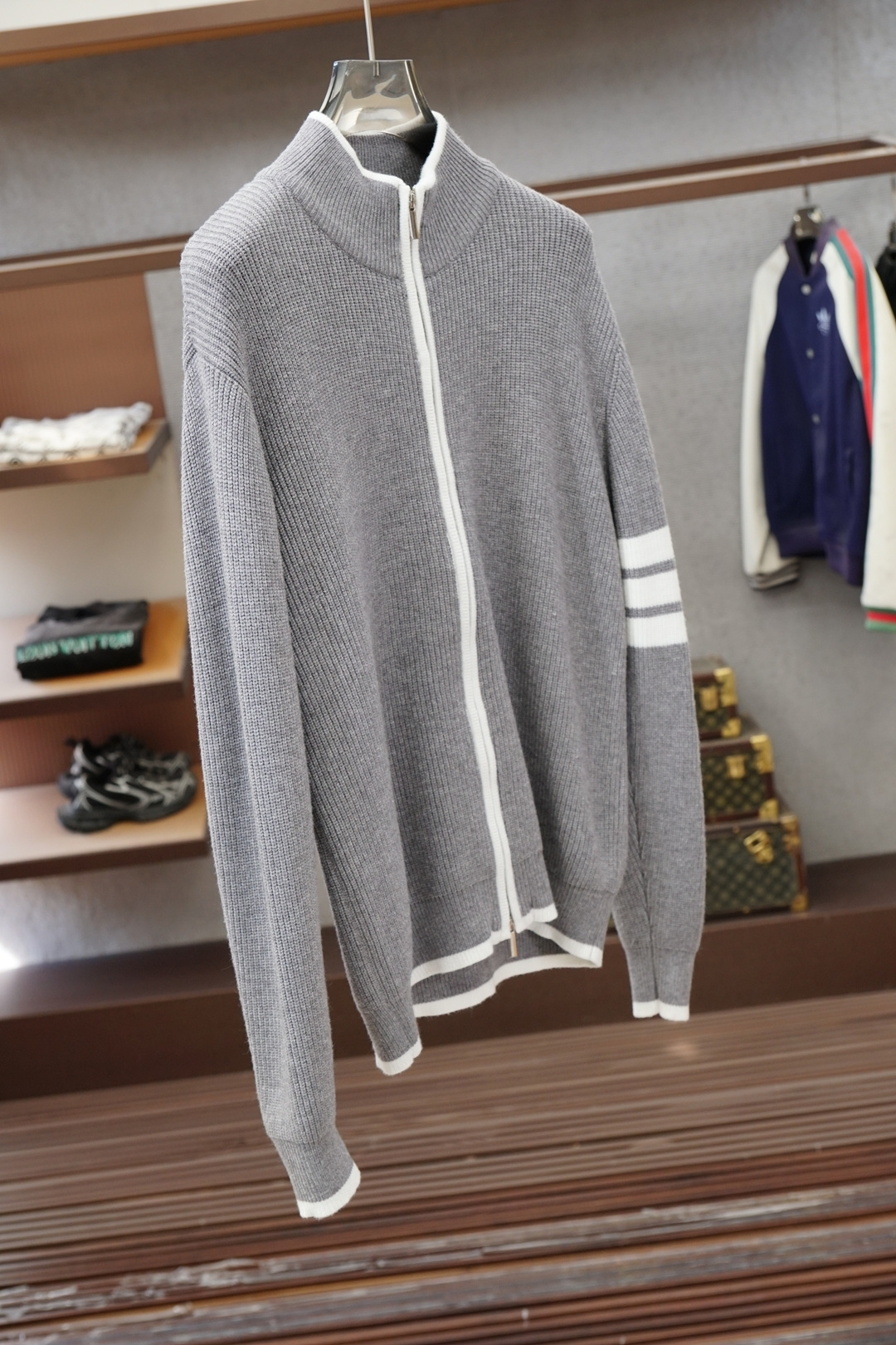 TB-2025新款羊毛混纺开衫拉链毛衣精超细提取面料制成，不扎不起球，1.1高级定制，完全还原原版，3D