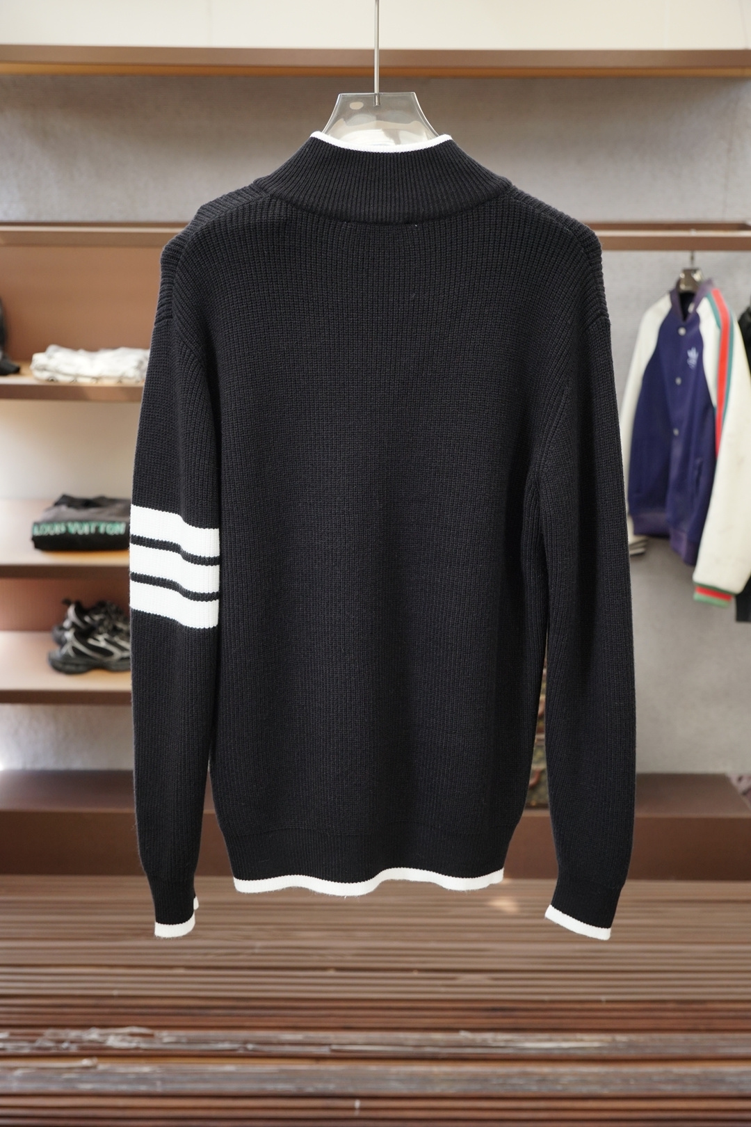 TB-2025新款羊毛混纺开衫拉链毛衣精超细提取面料制成，不扎不起球，1.1高级定制，完全还原原版，3D