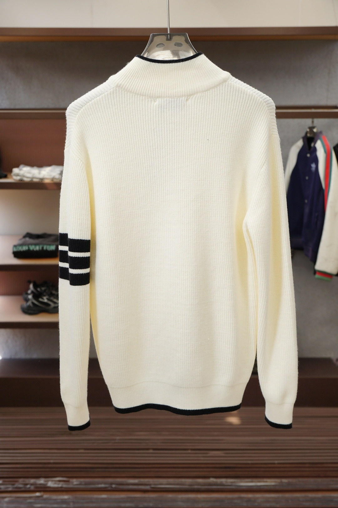 TB-2025新款羊毛混纺开衫拉链毛衣精超细提取面料制成，不扎不起球，1.1高级定制，完全还原原版，3D