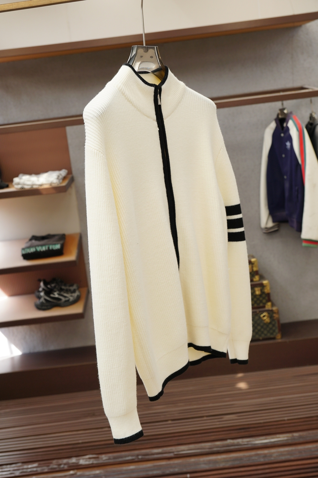 TB-2025新款羊毛混纺开衫拉链毛衣精超细提取面料制成，不扎不起球，1.1高级定制，完全还原原版，3D