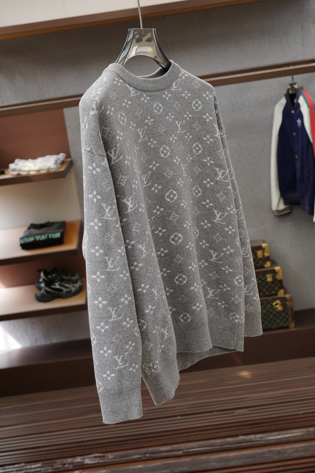 LV 路易威登-2025新款羊毛混纺套头圆领毛衣🎺🎺精超细提取面料制成，✨不扎不起球，1.1高级定制，完