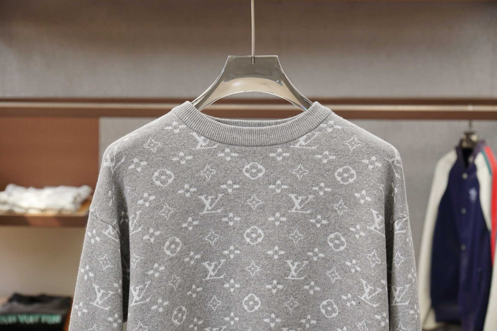 LV 路易威登-2025新款羊毛混纺套头圆领毛衣🎺🎺精超细提取面料制成，✨不扎不起球，1.1高级定制，完